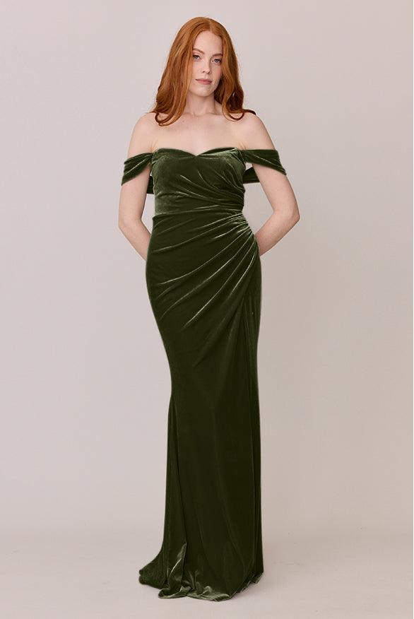 olive velvet bridesmaid dress Ariel Convertible swatch-black Nora Short Sleeve Cotton Size:1X (14-16) Whether you are dressing