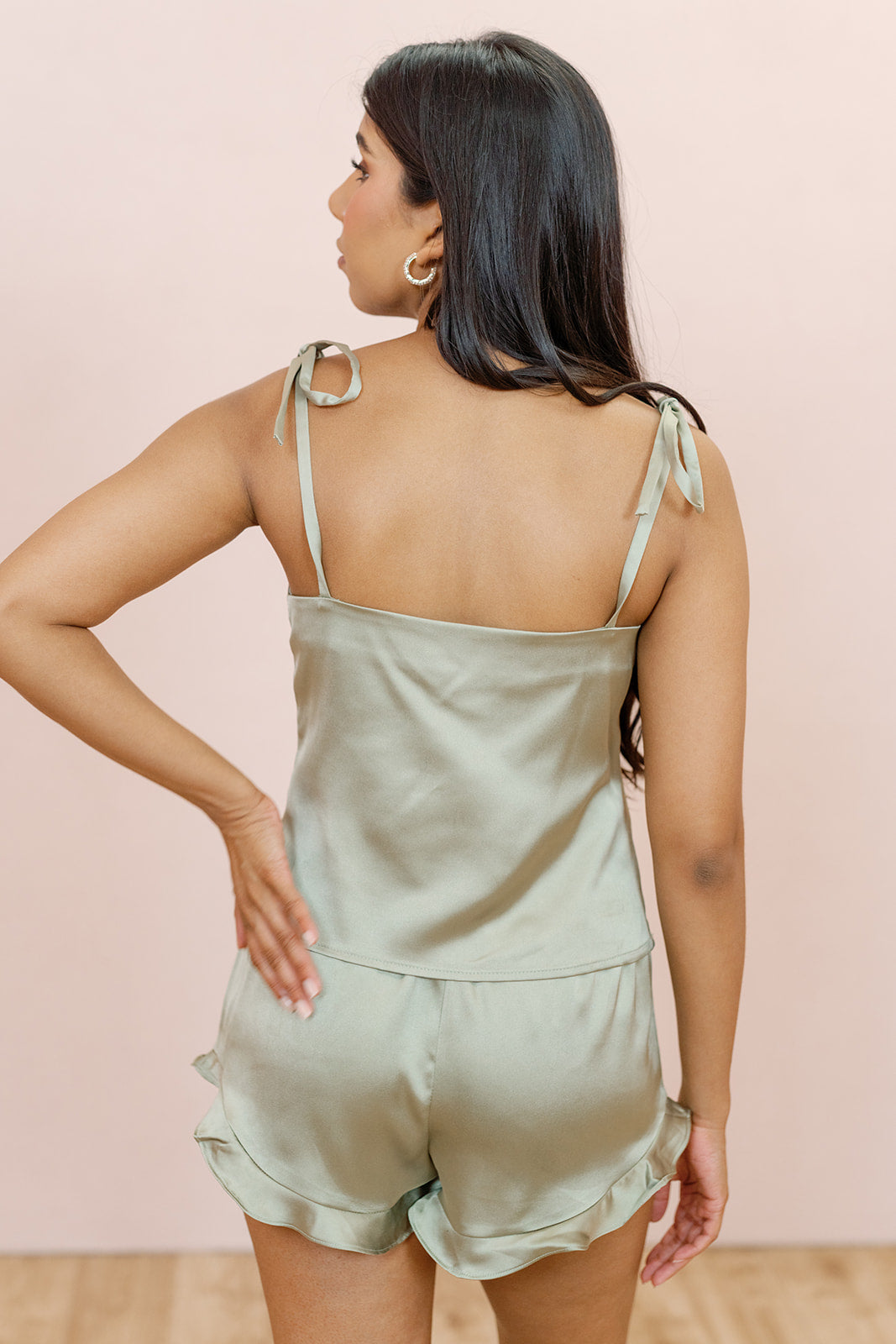 Model: Jacinth; Size: S; Color: Silver Sage