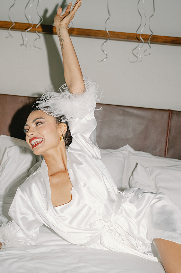 Model: Laesha; SIze: 4