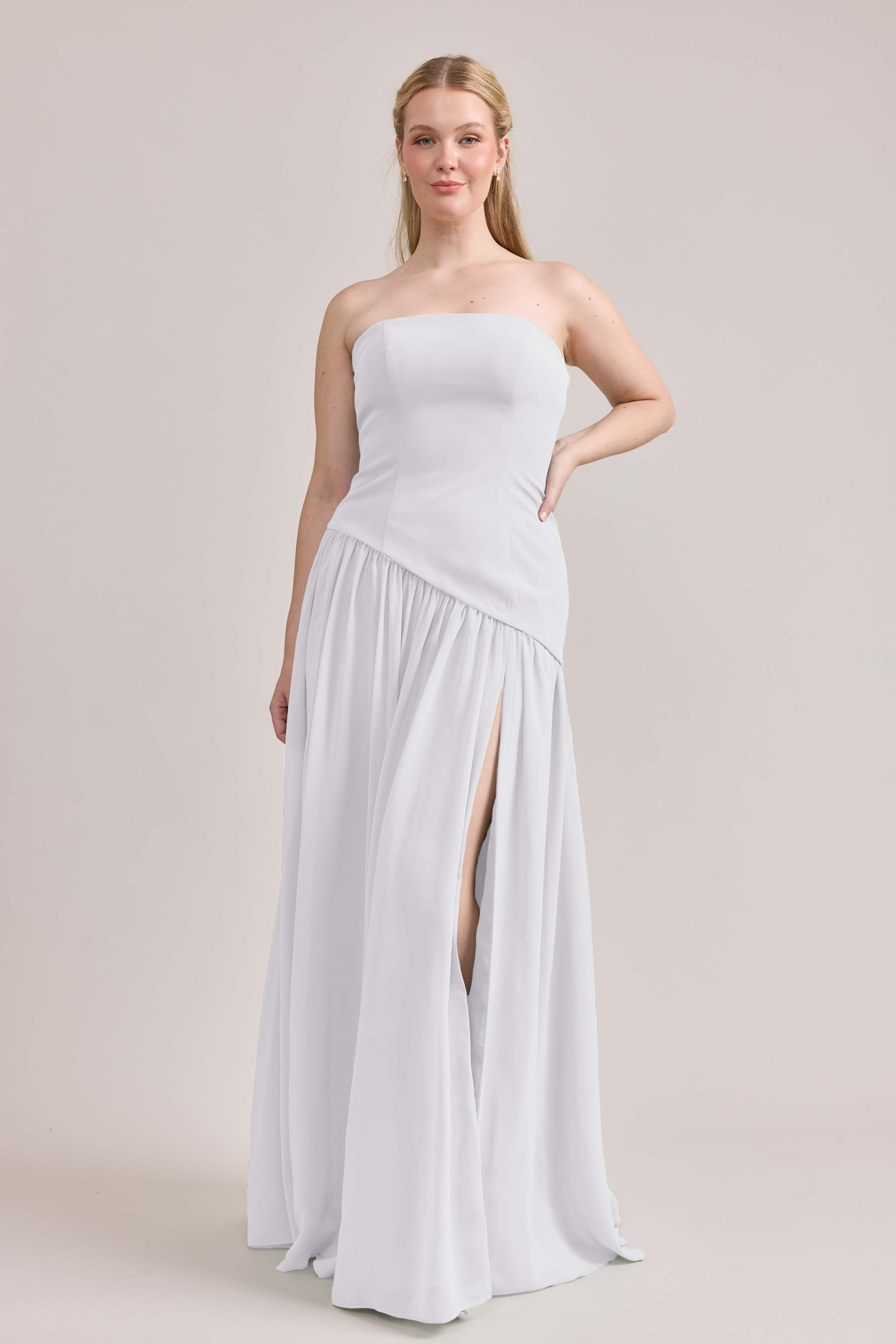 sachin and babi light blue dress Long Sleeve Chiffon Wedding Dress 6 US / Off White main image 0