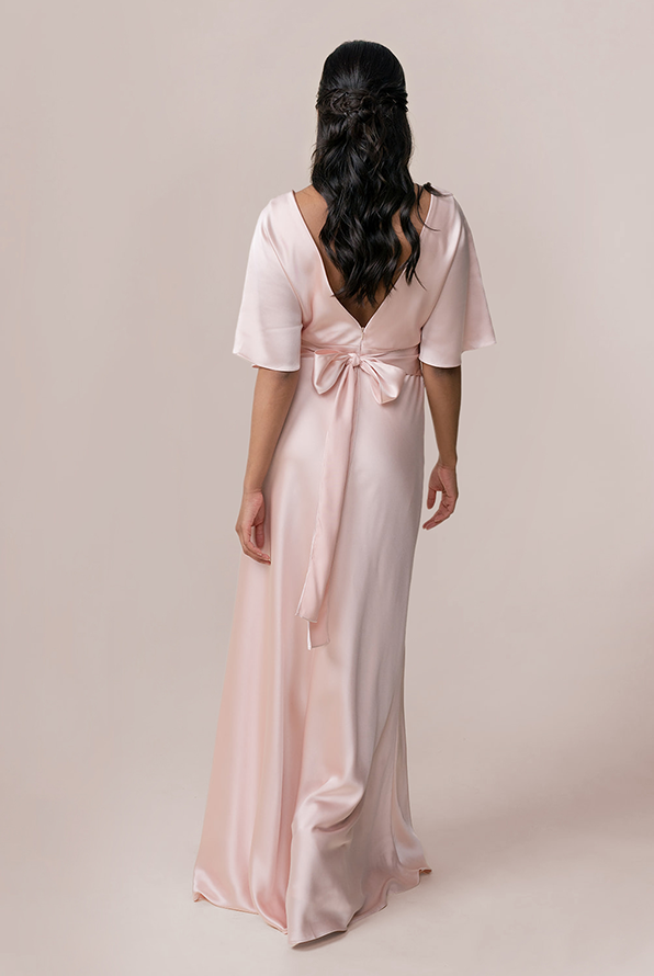 Model: Jacinth; Size: 4; Color: Blush