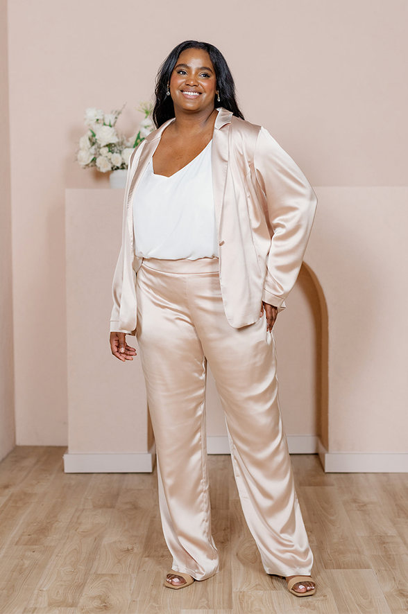 Model: Laken; Size: 24; Color: Gold Champagne