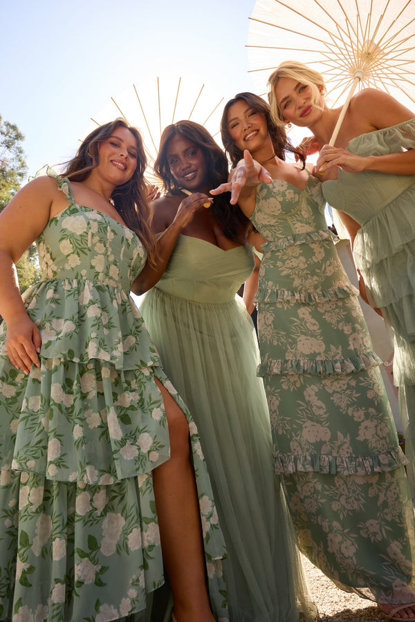 Sage Green Bridesmaid Dresses: Trend Guide