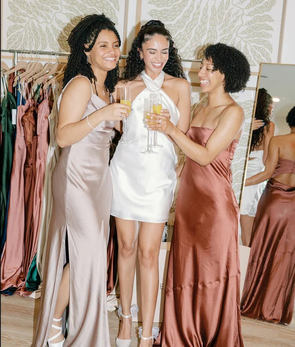 How to Throw a Bridesmaid Dress Try-On Party at Home