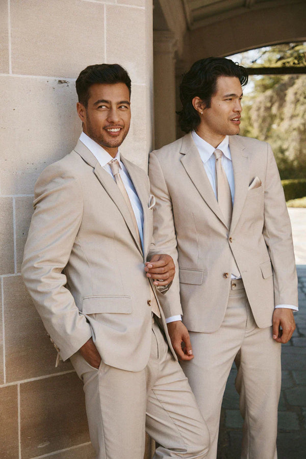Best Groomsmen Suit Colors for 2026: A Complete Guide