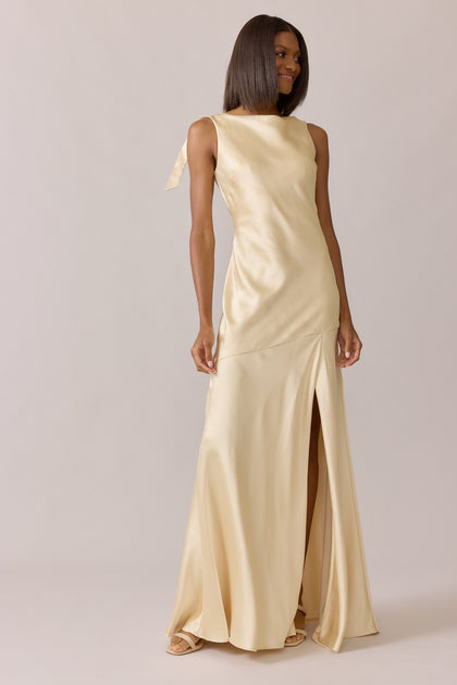 Color: Pale Yellow