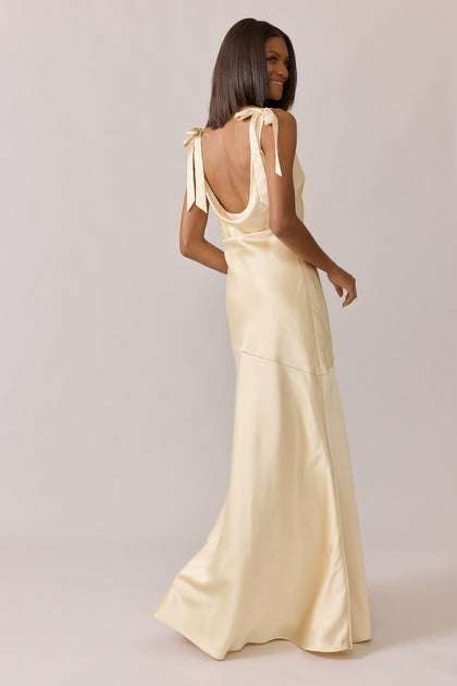 Color: Pale Yellow