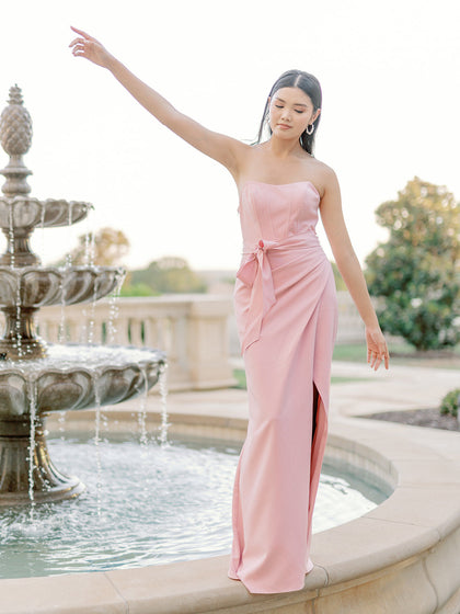 Model: Chalita; Size: 4; Color: Blushing Bride