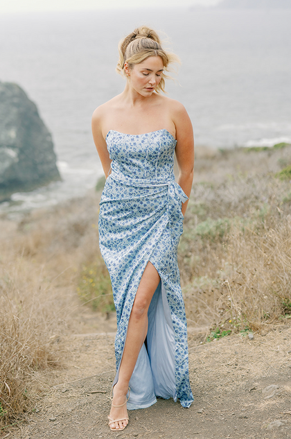 Model: Chanel; Size: 10; Color: Sky Blue Posey