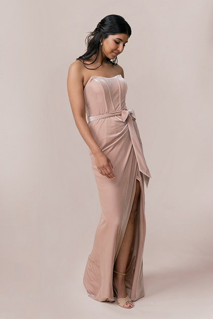 Model: Jacinth; Size: 4; Color: Champagne