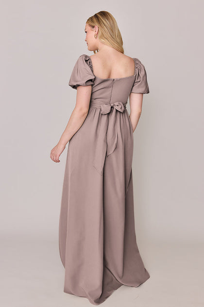 Model: Sydney; Size: 10