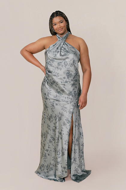 Model: Ashtyn; Size: 24 Tall; Color: Sage Bouquet