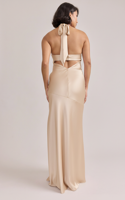 Model: Clarissa; Size: 6; Color: Gold Champagne