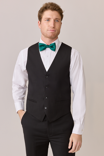 Color: Classic Emerald, Pictured with Black Vest and Pants