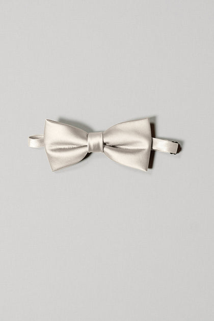 Satin Bowtie | Made To Order | Soft Champagne