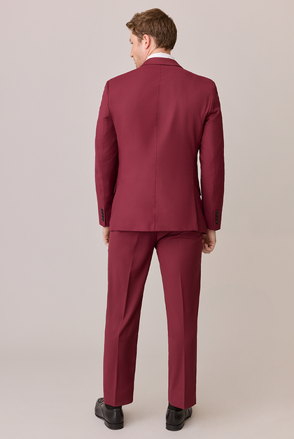 Model: Ethan; Size: Slim 42 Regular