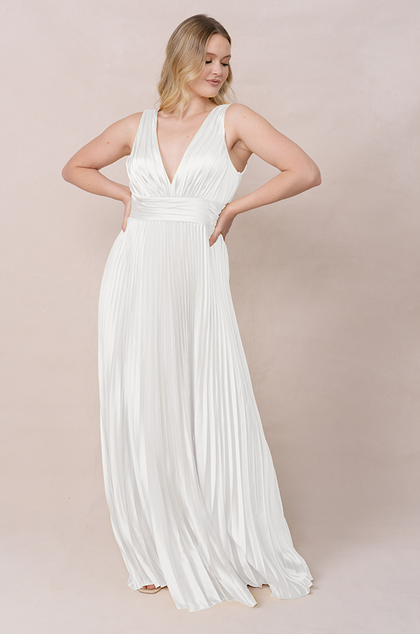 Model: Sydney; Size: 10; Color: White Pearl