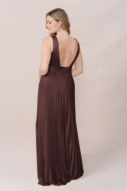 Model: Sydney; Size: 10; Color: Mahogany