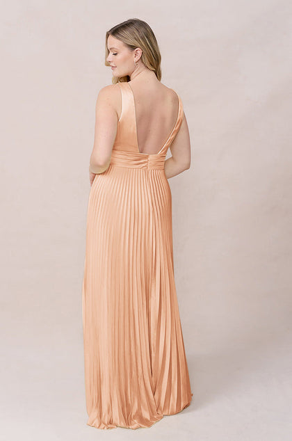 Model: Sydney; Size: 10; Color: Peach