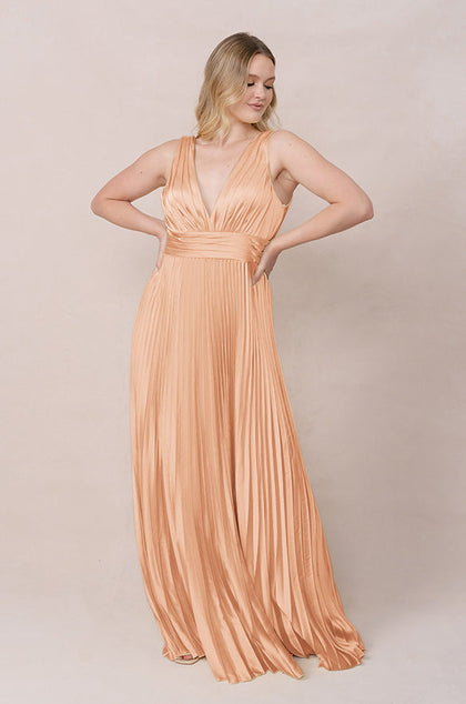 Model: Sydney; Size: 10; Color: Peach