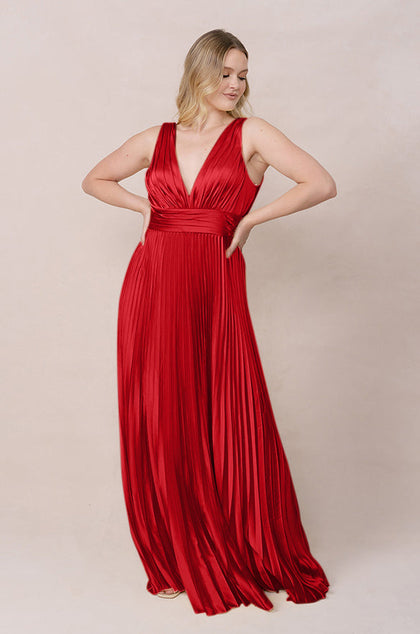 Model: Sydney; Size: 10; Color: Poppy Red