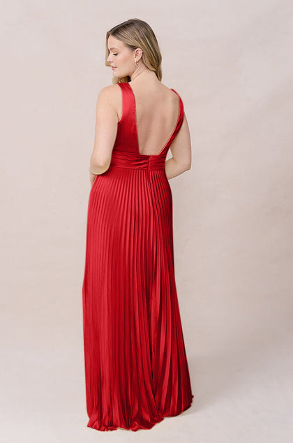 Model: Sydney; Size: 10; Color: Poppy Red