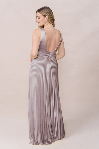 Model: Sydney; Size: 10; Color: Taupe
