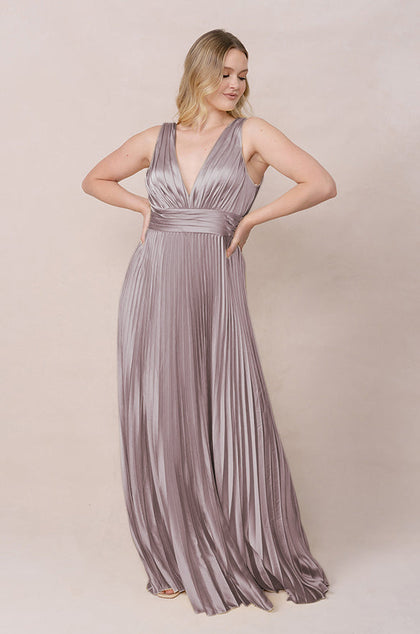 Model: Sydney; Size: 10; Color: Taupe