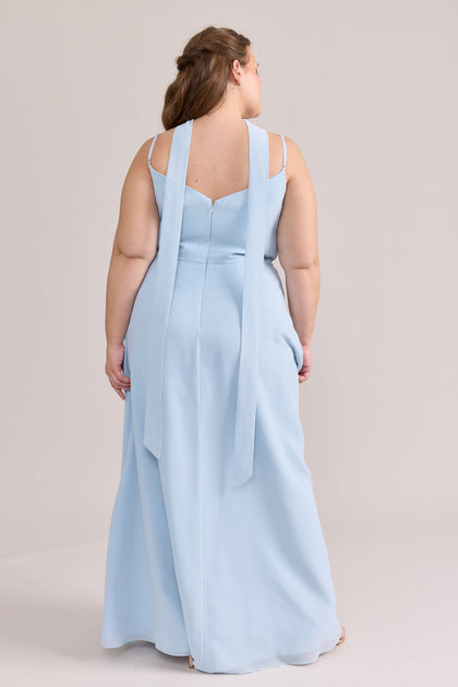 Model: Tegan; Color: Sky Blue