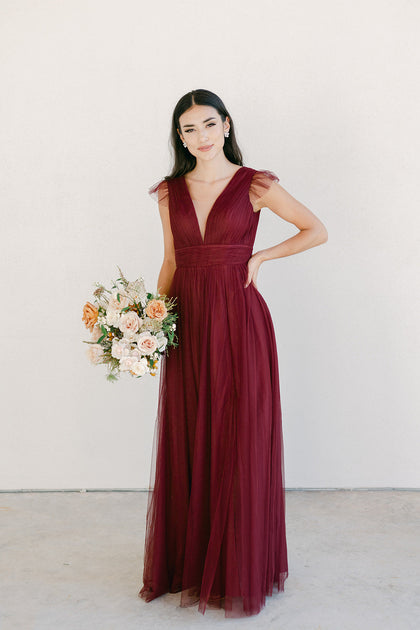 Model: Saije; Size: 4; Color: Cabernet