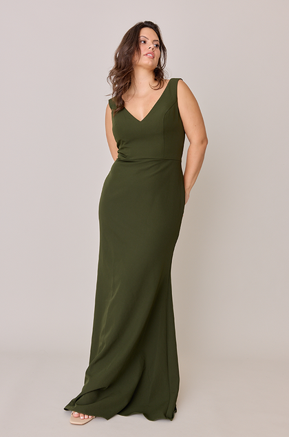 Model: Barbara; Size: 14; Color: Deep Olive