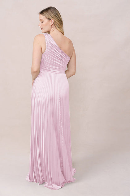 Model: Sydney; Size: 10; Color: Baby Pink