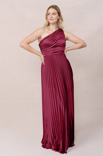 Model: Sydney; Size: 10; Color: Berry