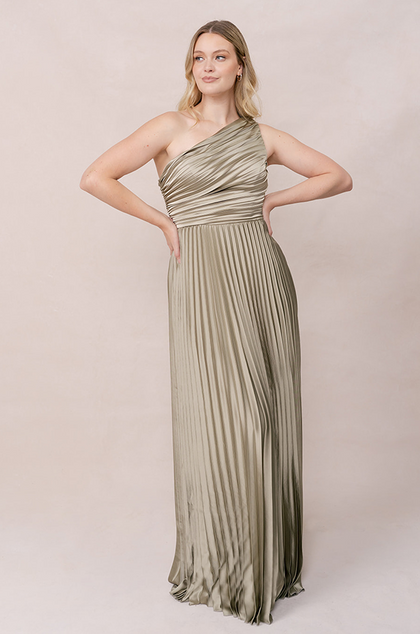 Model: Sydney; Size: 10; Color: Silver Sage