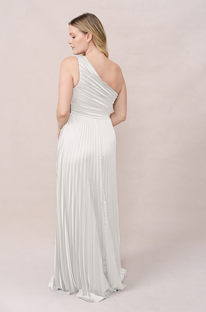 Model: Sydney; Size: 10; Color: White Pearl