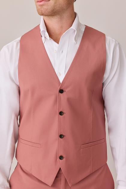 Model: Ethan; Size: M