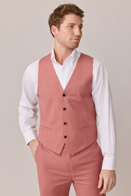 Model: Ethan; Size: M