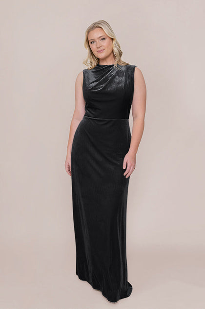 Model: McCallah; Size: 14