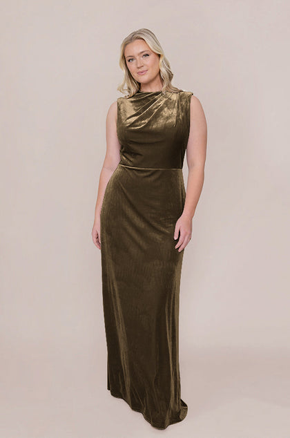 Model: McCallah; Size: 14