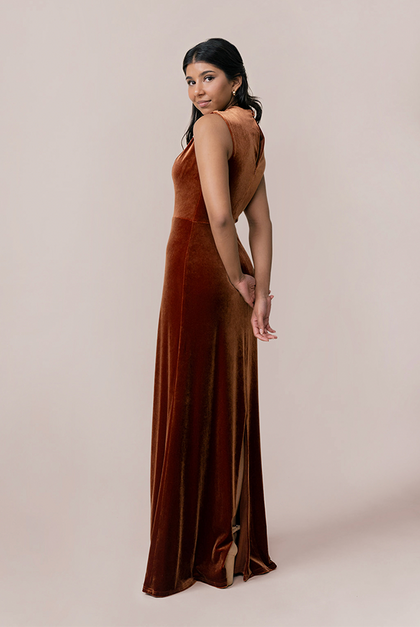 Model: Jacinth; Size: 4; Color: Rust