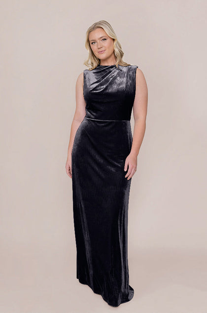 Model: McCallah; Size: 14