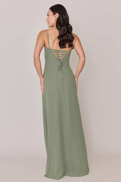 Model: Saije; Size: 4; Color: Moss