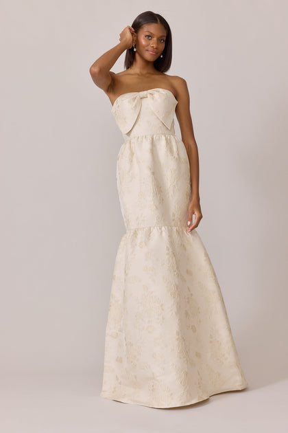 Color: Champagne