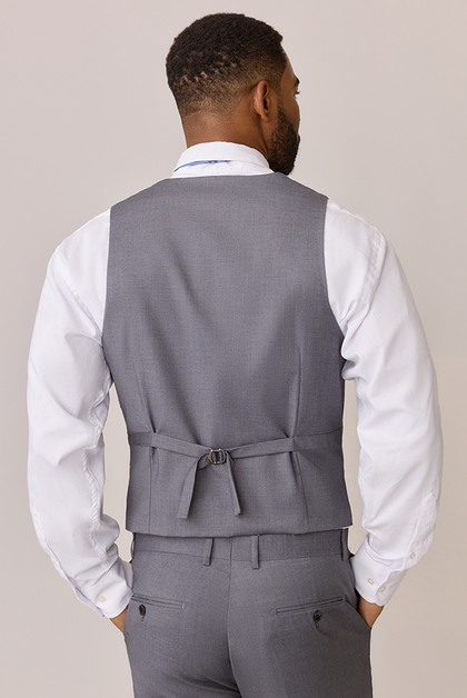 Model: Colin; Size: M