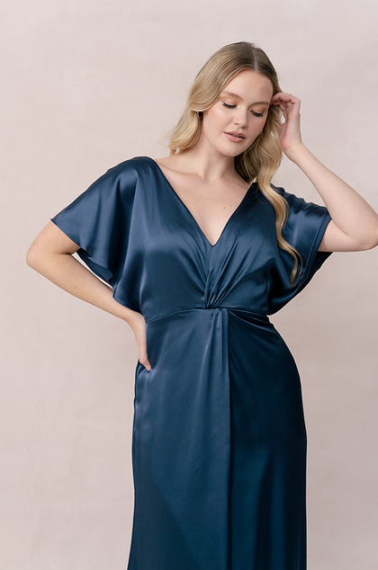 Model: Sydney; Size: 10; Color: Romantic Blue
