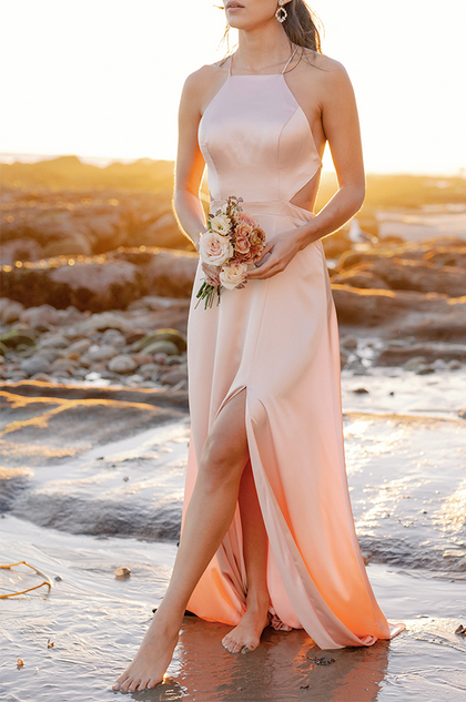 Model: Saije; Size: 4; Color: Blush