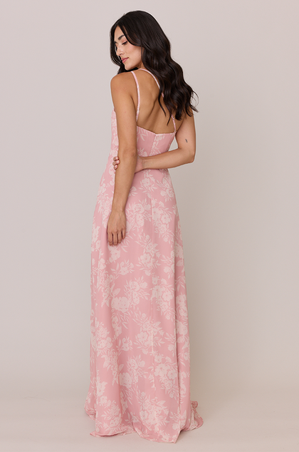 Model: Saije; Size: 4; Color: Blush Bouquet