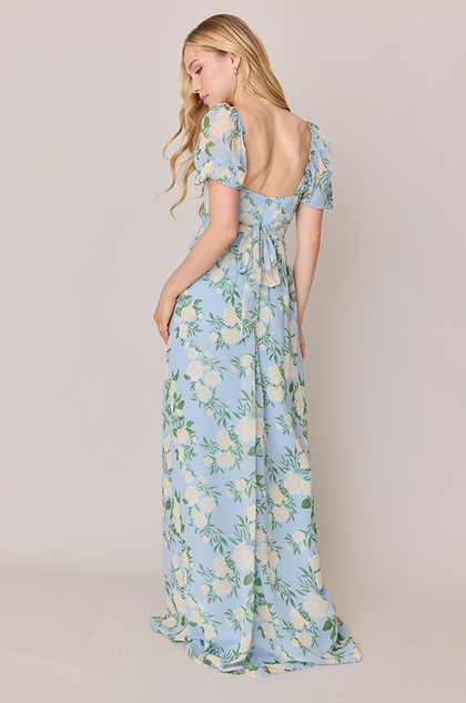 Model: Ali; Size: 4; Color: Sky Blue Multi Bouquet