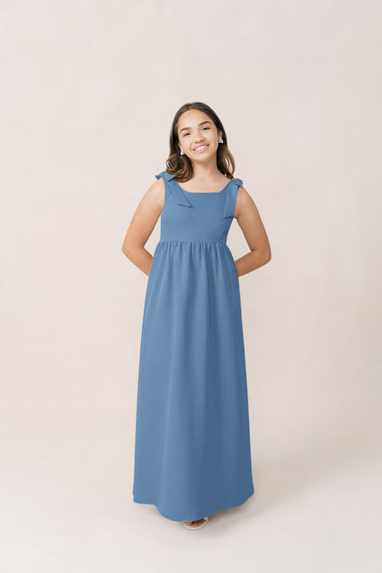 Model: Sianah; Size: J12; Color: Dusty Blue