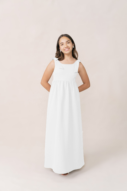 Model: Sianah; Size: J12; Color: White Pearl